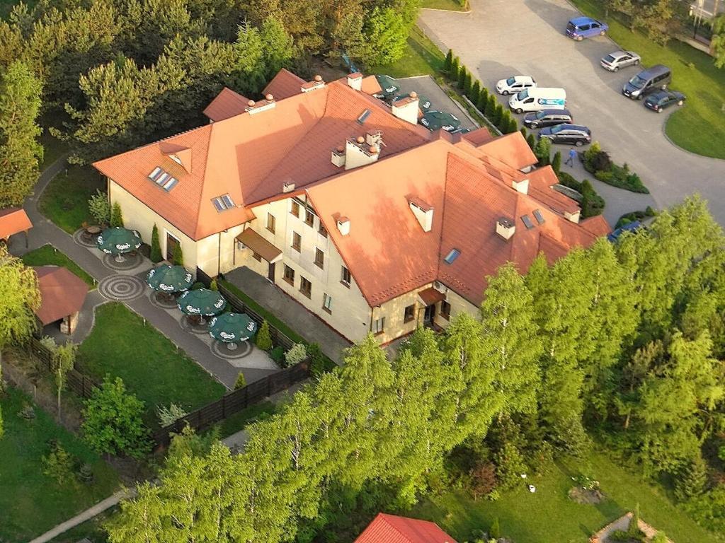 Hotel Maxima Wolanów Exterior foto